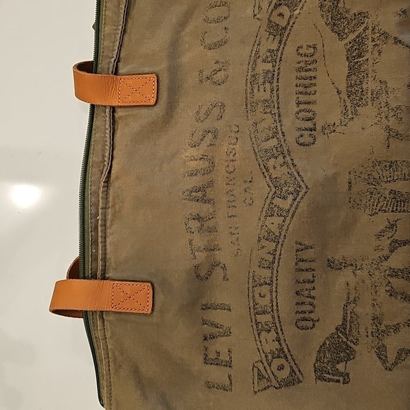 Green Levi's Canvas Tote Bag with Leather Straps - Picture 4 of 7